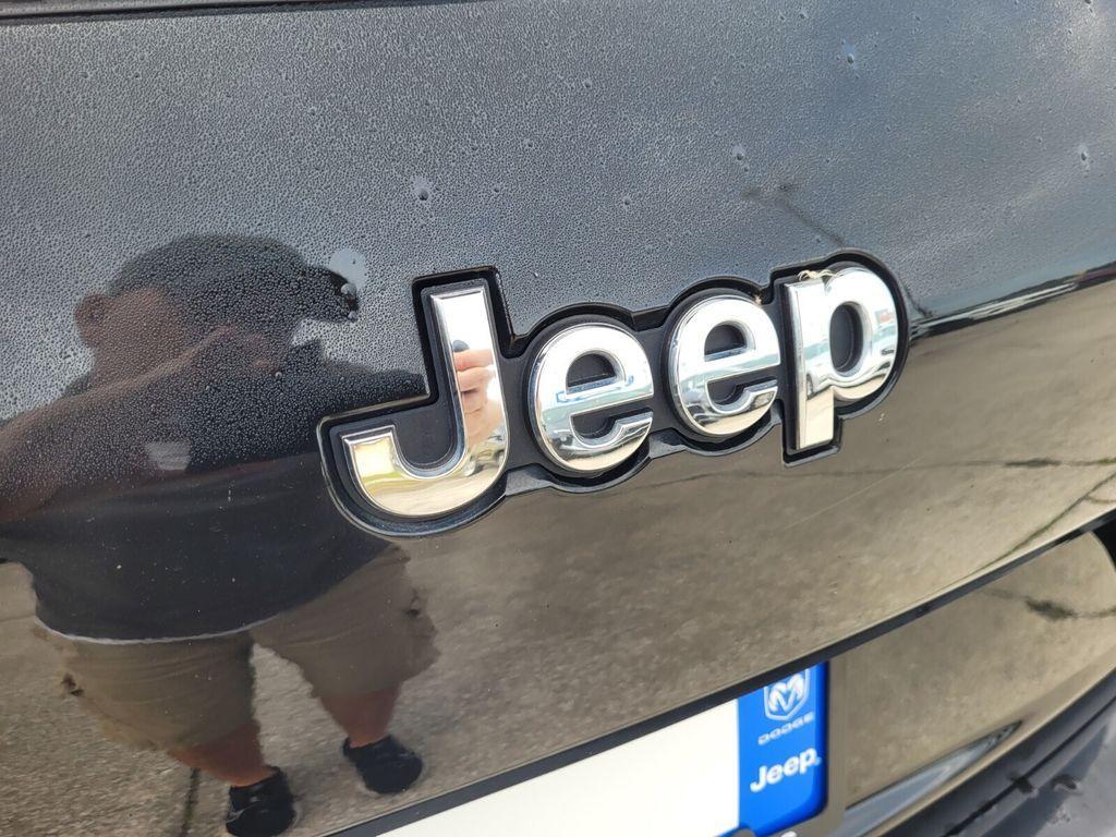 used 2022 Jeep Grand Cherokee L car, priced at $37,995