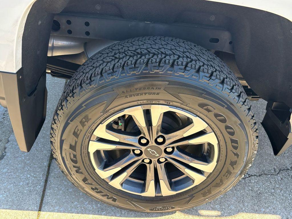 used 2022 Chevrolet Colorado car