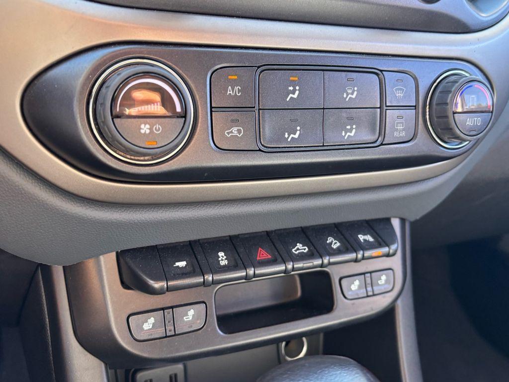 used 2022 Chevrolet Colorado car