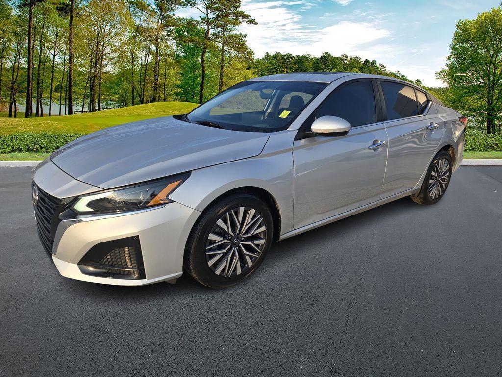 used 2023 Nissan Altima car, priced at $24,994