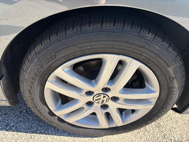 used 2017 Volkswagen Jetta car, priced at $12,995