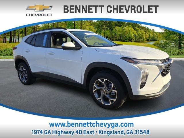 used 2025 Chevrolet Trax car, priced at $24,995
