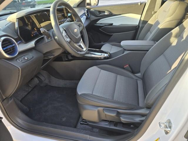 used 2025 Chevrolet Trax car, priced at $24,995