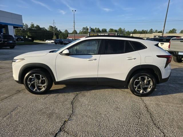 used 2025 Chevrolet Trax car, priced at $24,995