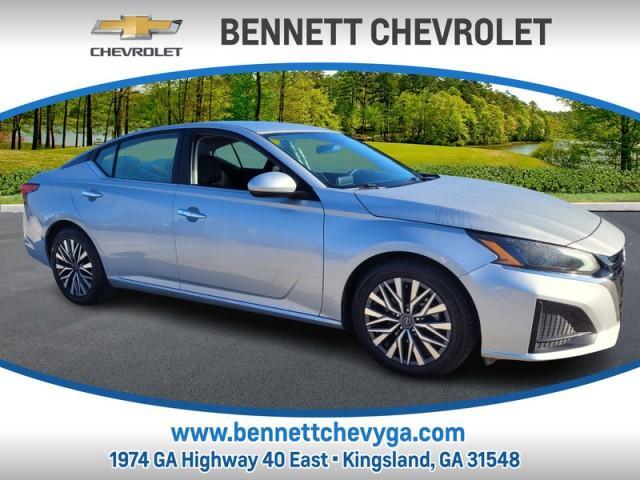 used 2023 Nissan Altima car, priced at $21,995