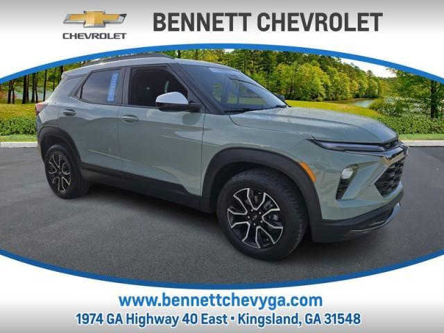 used 2025 Chevrolet TrailBlazer car, priced at $31,995