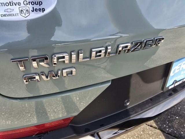 used 2025 Chevrolet TrailBlazer car, priced at $31,995