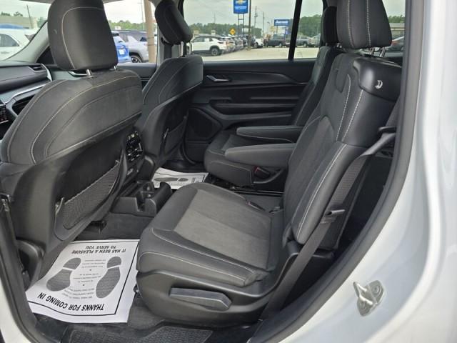 used 2023 Jeep Grand Cherokee L car, priced at $29,995