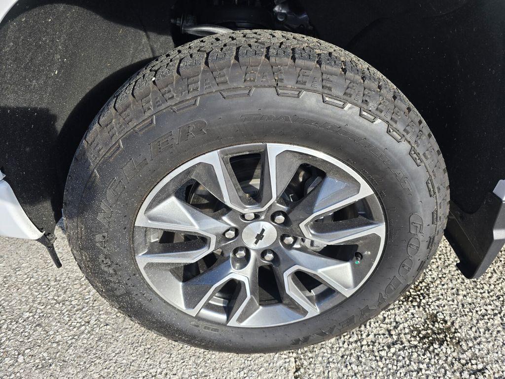 used 2025 Chevrolet Silverado 1500 car, priced at $56,995