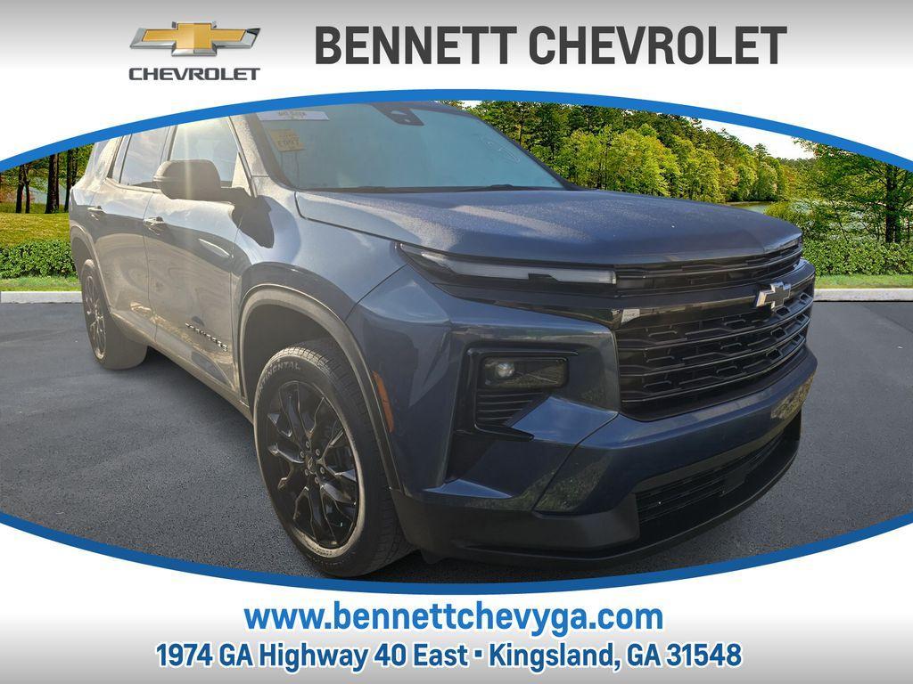 used 2024 Chevrolet Traverse car, priced at $35,995