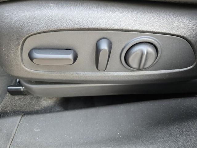 used 2024 Chevrolet TrailBlazer car, priced at $27,995