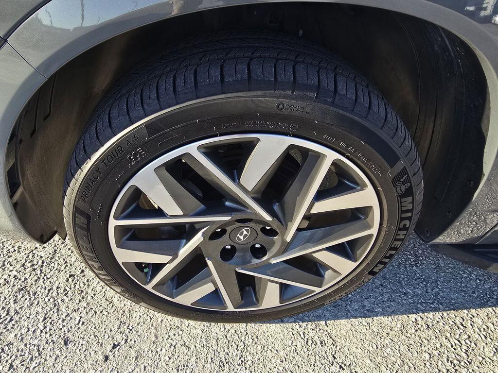 used 2023 Hyundai Santa Fe car, priced at $30,995