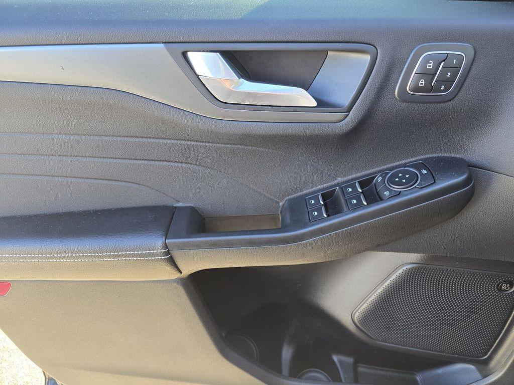 used 2023 Ford Escape car, priced at $22,995