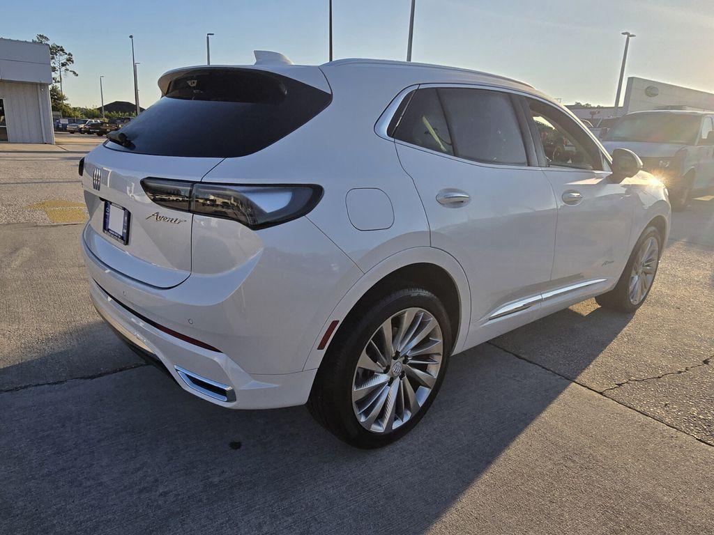 used 2025 Buick Envision car, priced at $38,390