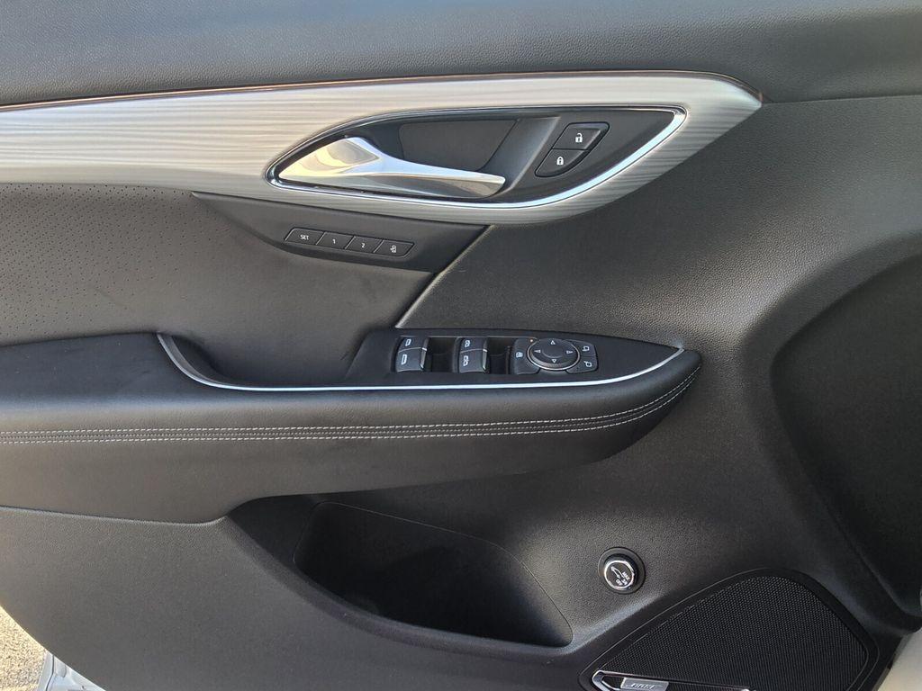 used 2025 Buick Envision car, priced at $38,390