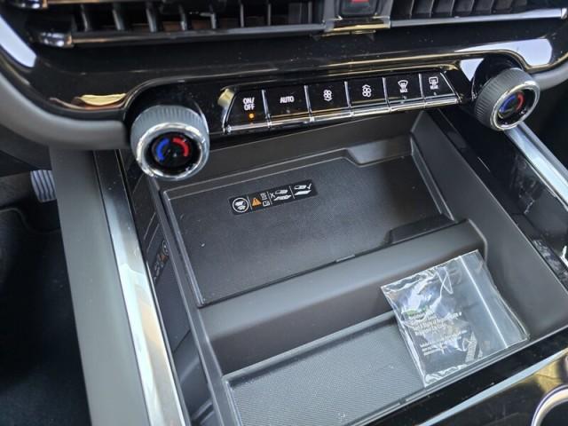 used 2025 Chevrolet Tahoe car, priced at $75,995