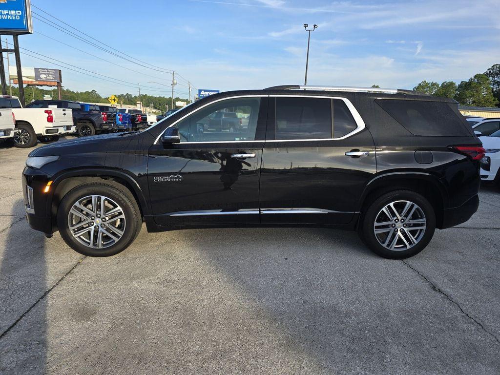 used 2023 Chevrolet Traverse car, priced at $40,631
