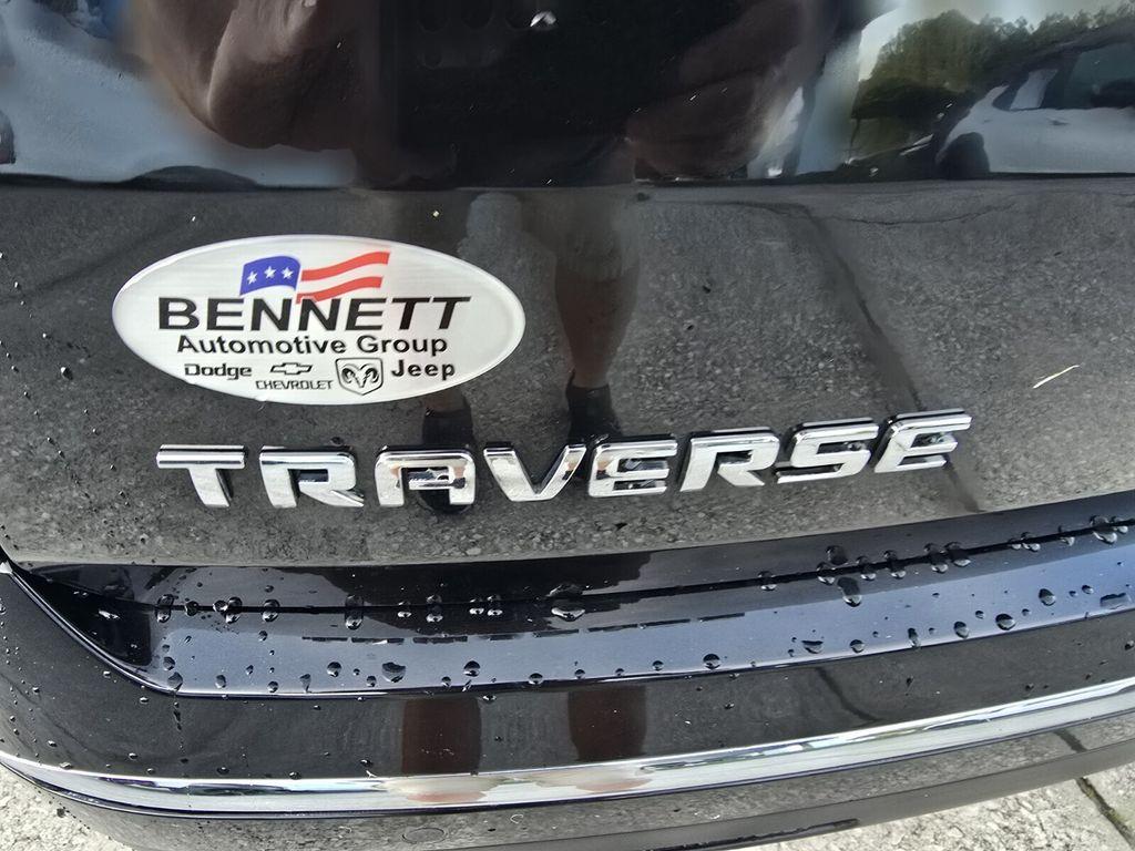 used 2023 Chevrolet Traverse car, priced at $40,631