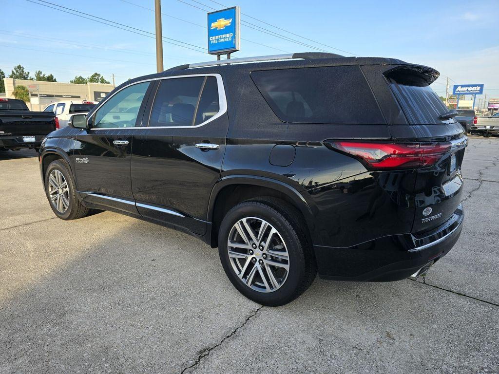 used 2023 Chevrolet Traverse car, priced at $40,631