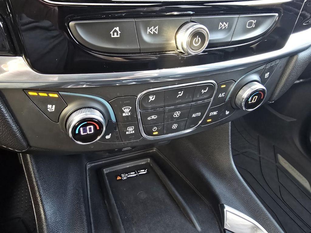 used 2023 Chevrolet Traverse car, priced at $40,631