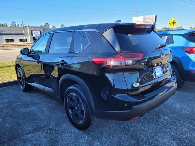 used 2024 Nissan Rogue car, priced at $25,995