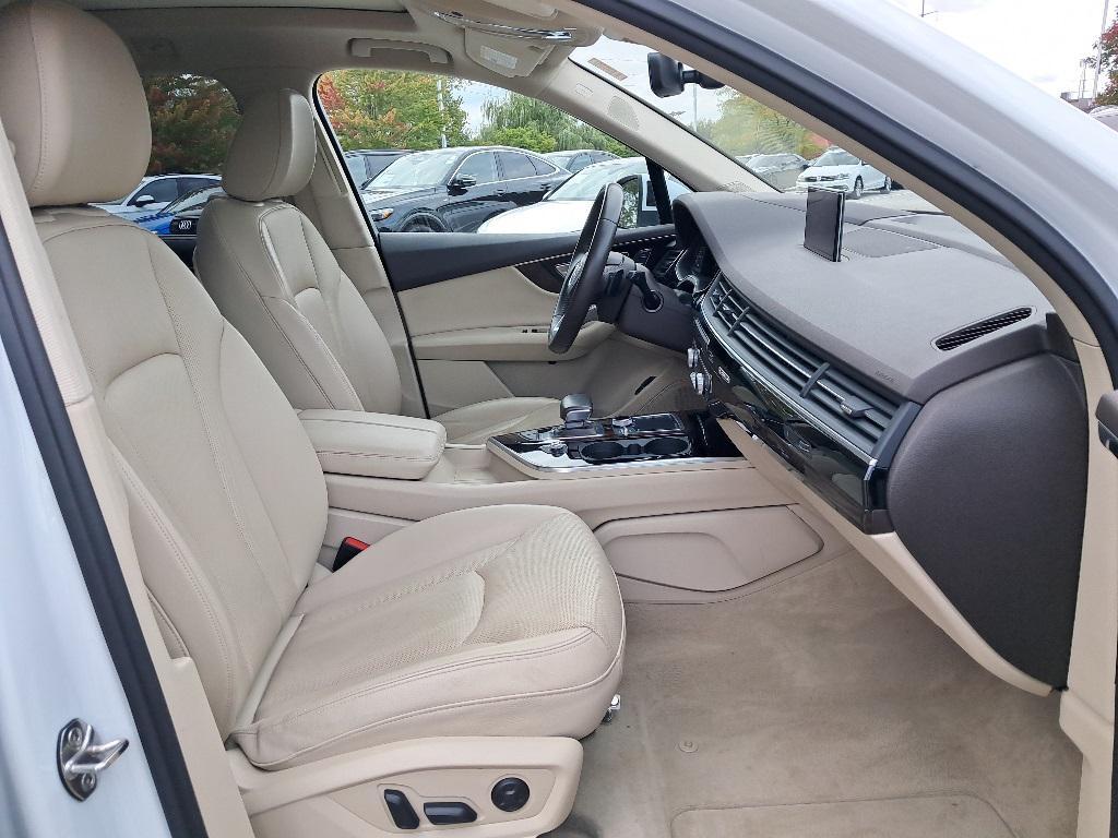 used 2018 Audi Q7 car, priced at $27,389