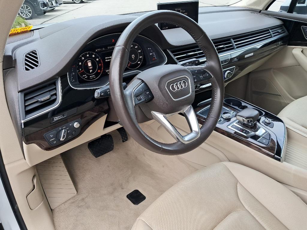 used 2018 Audi Q7 car, priced at $27,389