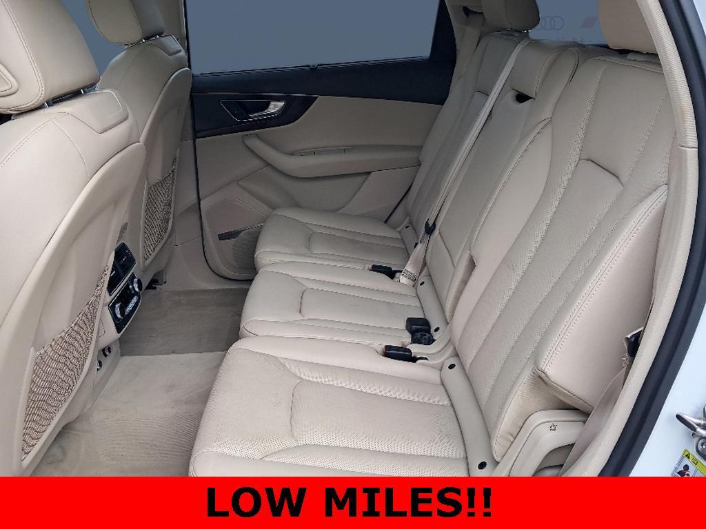 used 2018 Audi Q7 car, priced at $27,689