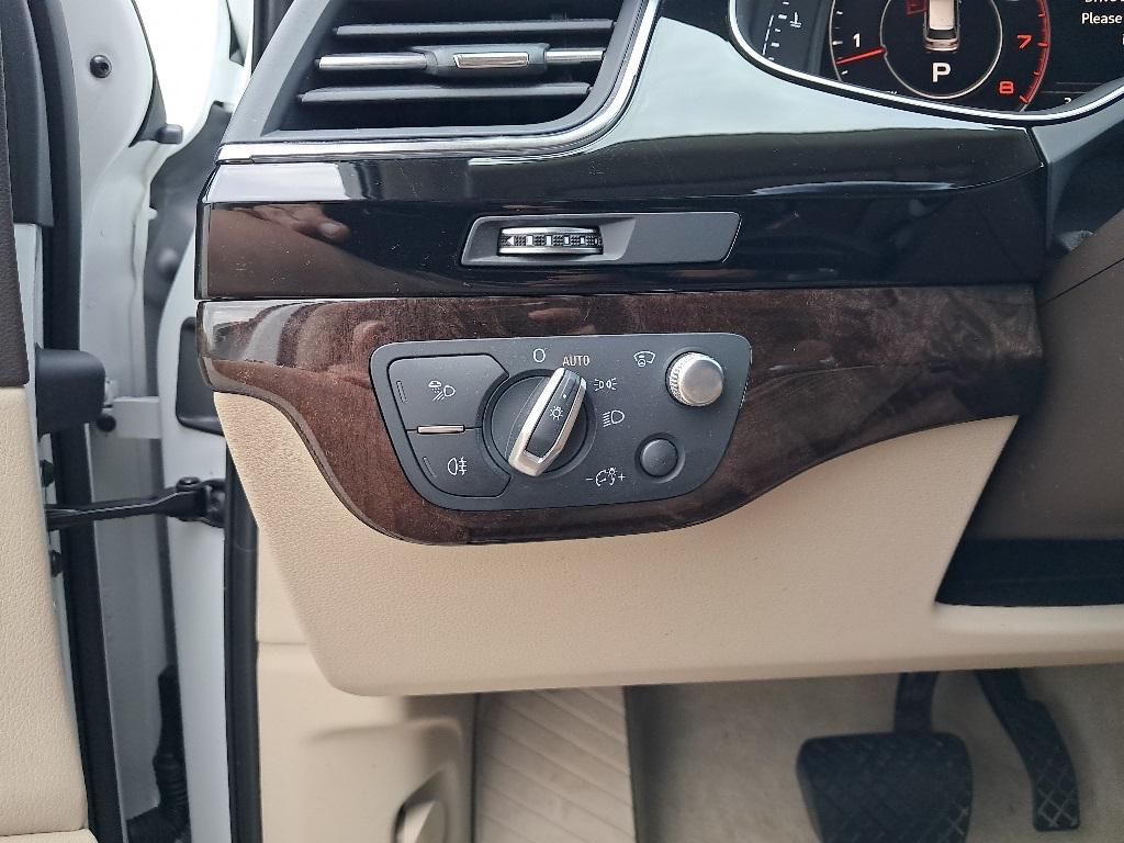 used 2018 Audi Q7 car, priced at $27,389