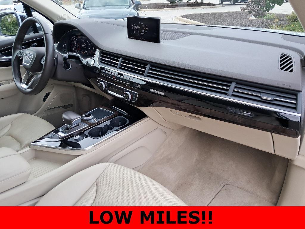 used 2018 Audi Q7 car, priced at $27,689