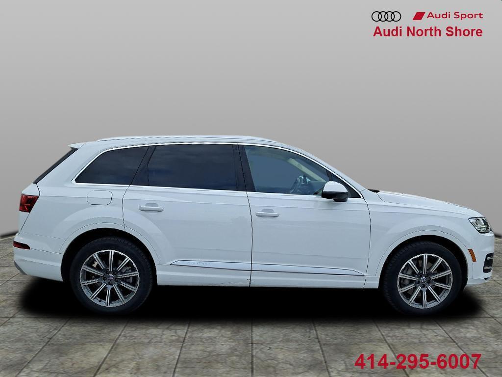 used 2018 Audi Q7 car, priced at $27,389