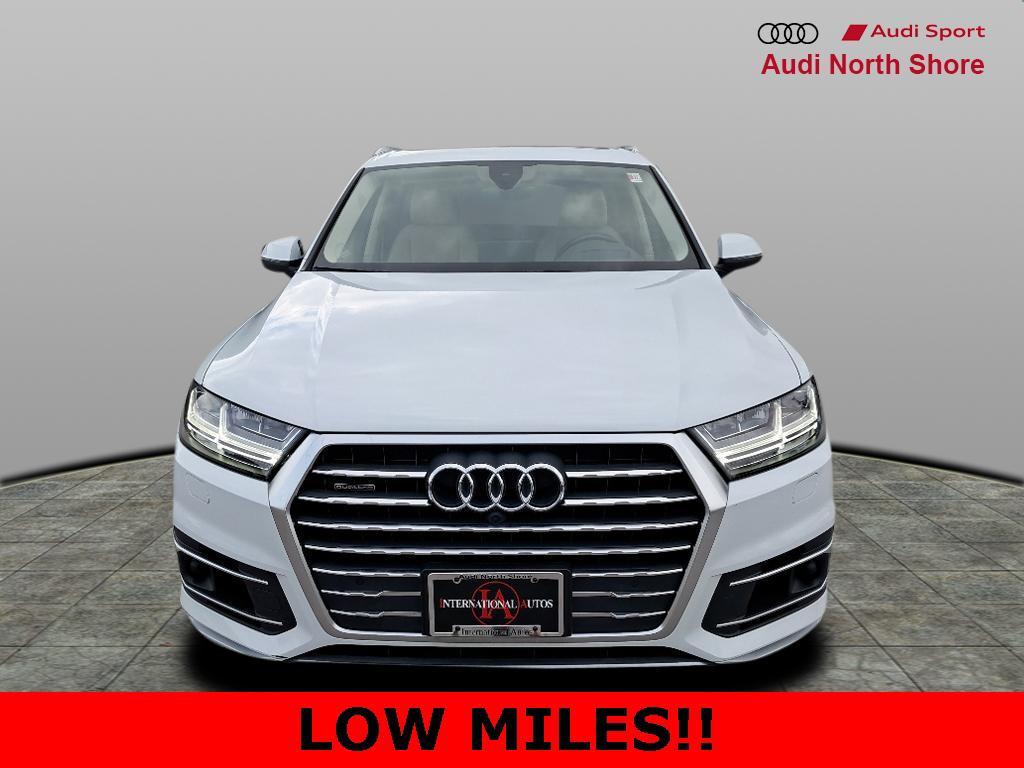used 2018 Audi Q7 car, priced at $27,689