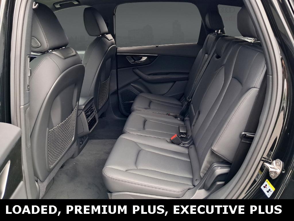 new 2025 Audi Q7 car, priced at $76,350