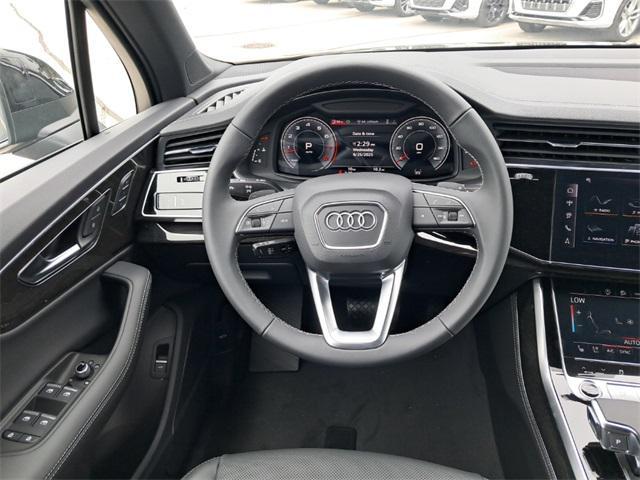 new 2025 Audi Q7 car, priced at $76,350