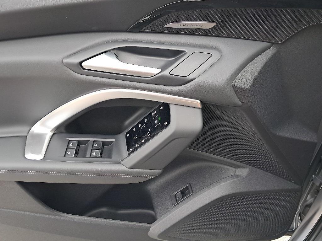new 2025 Audi Q5 car
