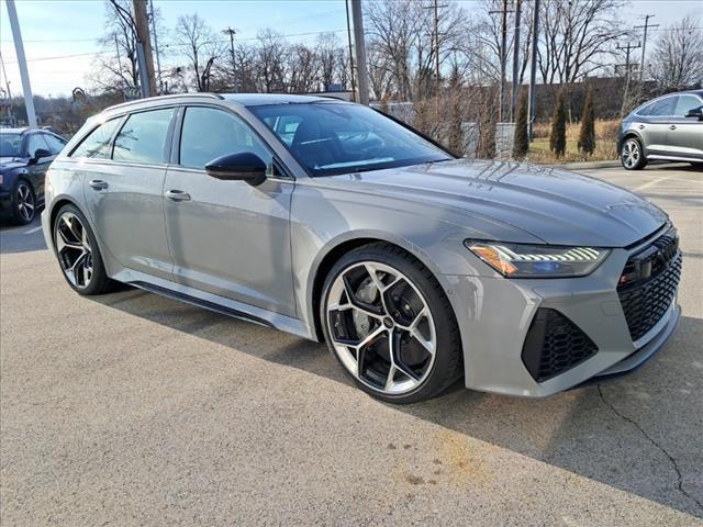 new 2025 Audi RS 6 Avant car, priced at $155,570