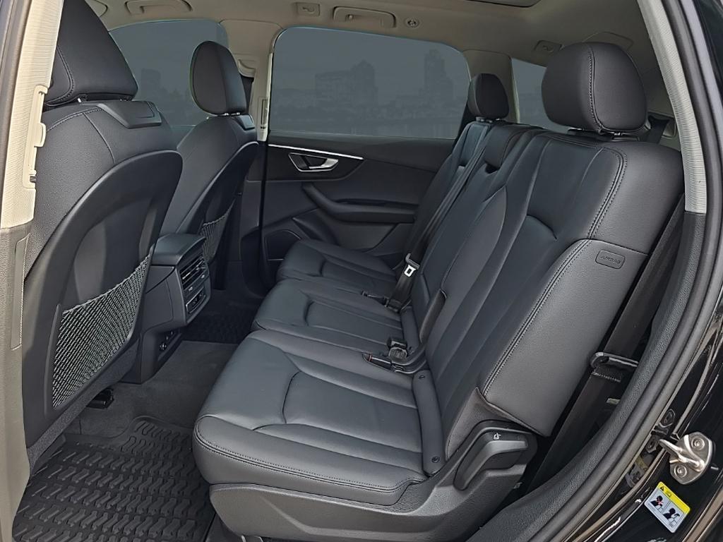 used 2022 Audi Q7 car, priced at $42,329