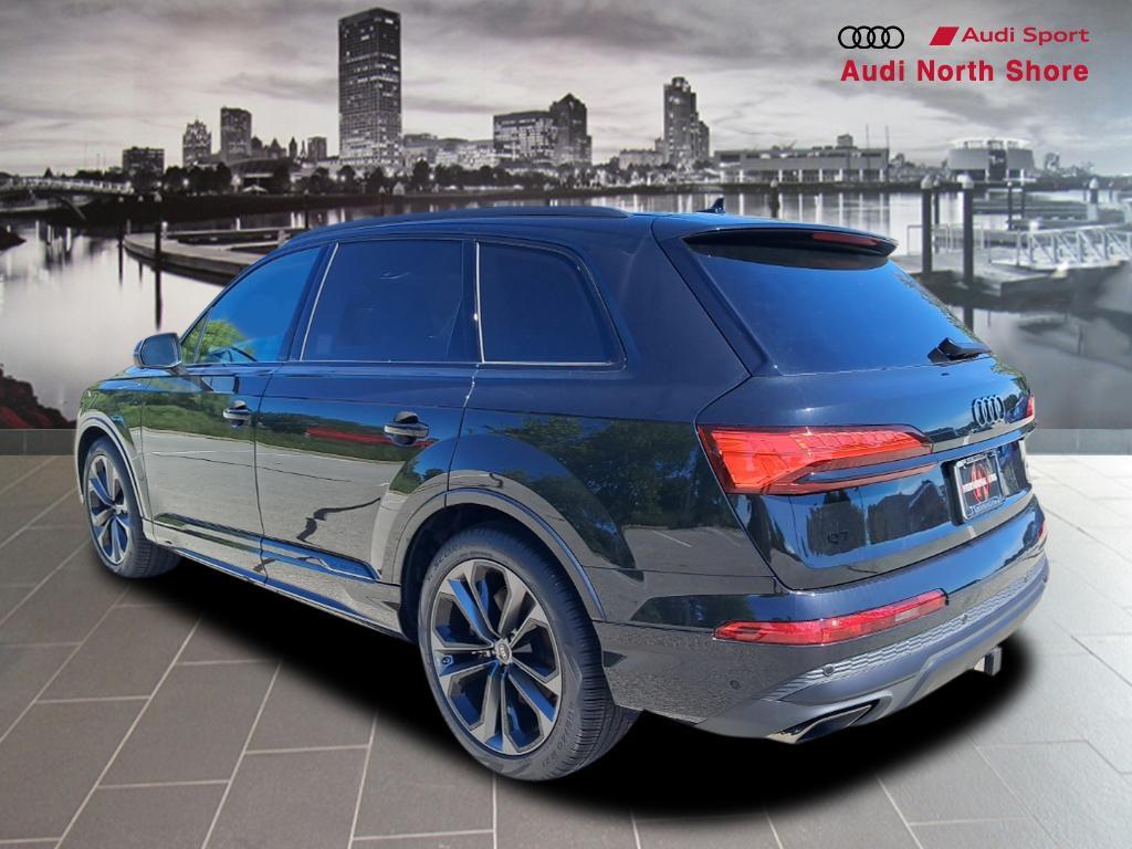 new 2025 Audi Q7 car, priced at $77,540