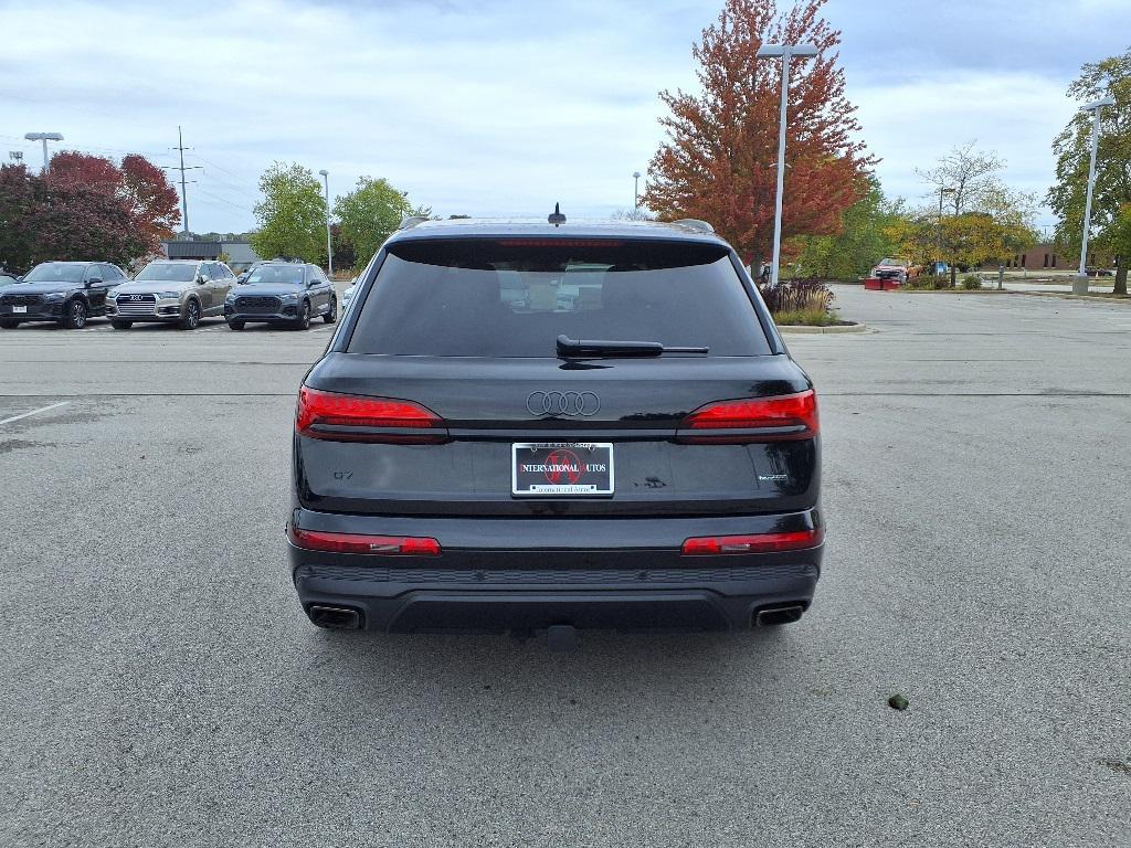 new 2026 Audi Q7 car, priced at $78,295