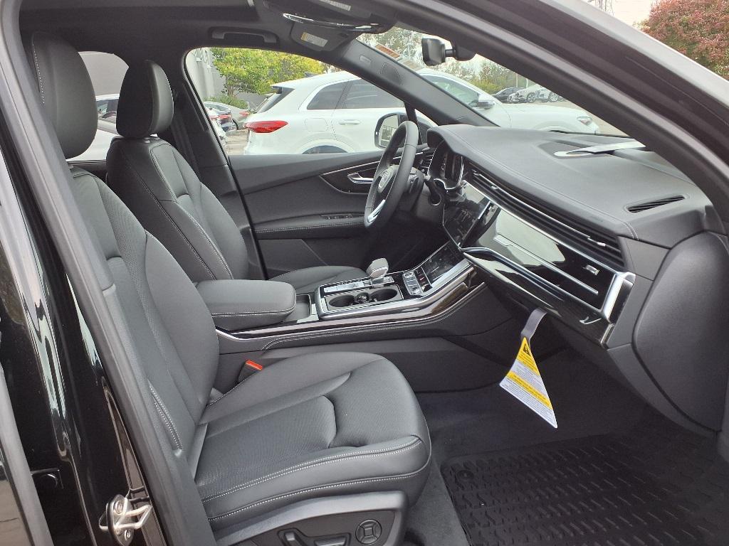 new 2026 Audi Q7 car, priced at $78,295