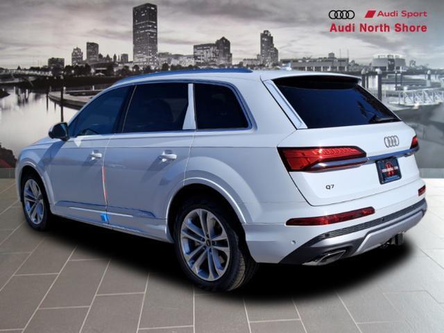 new 2025 Audi Q7 car, priced at $81,930