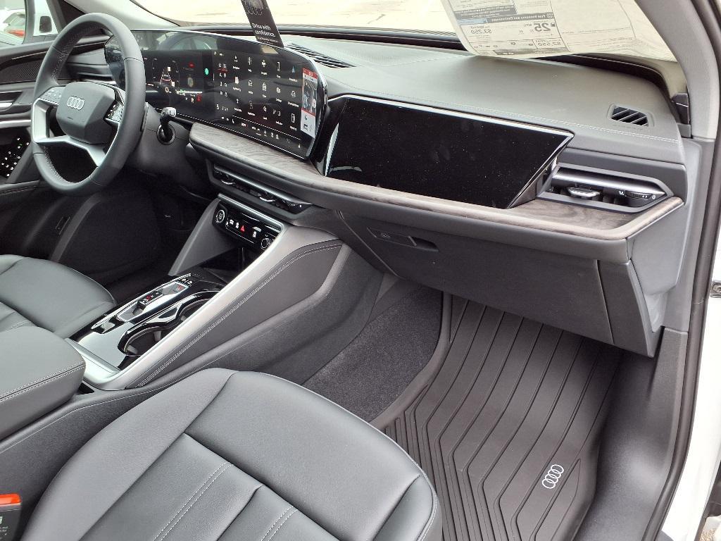 new 2025 Audi Q5 car, priced at $57,390