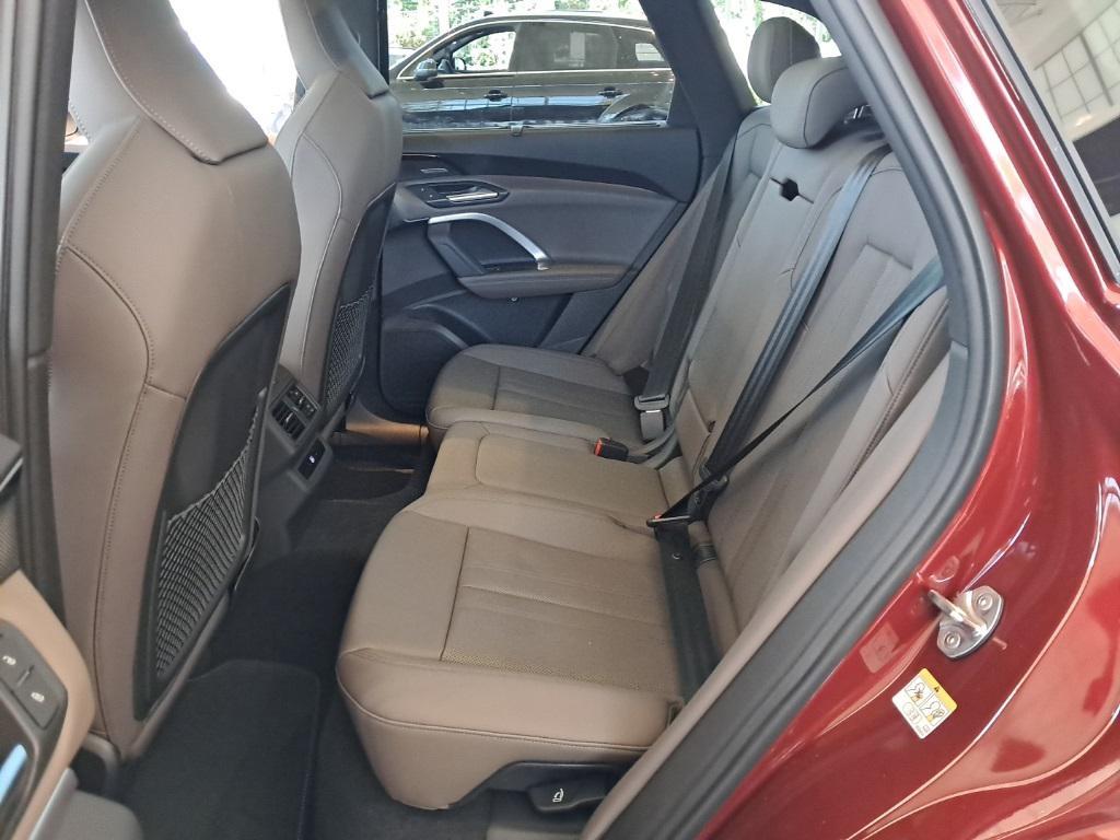 new 2025 Audi Q5 car, priced at $61,695
