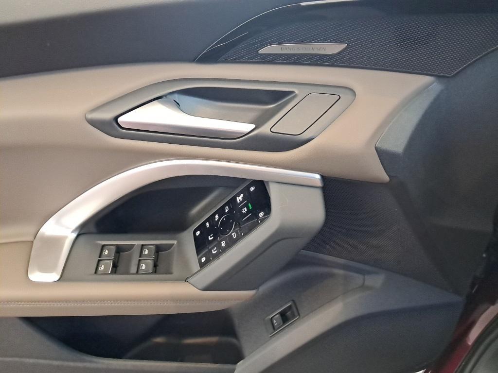 new 2025 Audi Q5 car, priced at $61,695