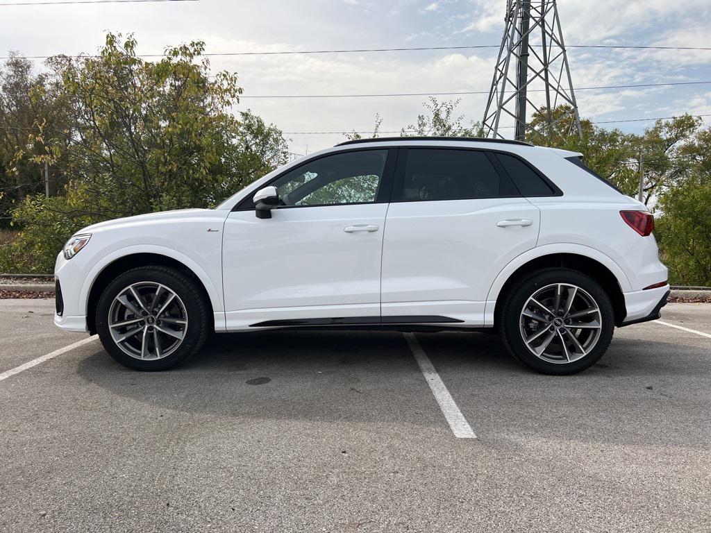 new 2025 Audi Q3 car, priced at $45,730