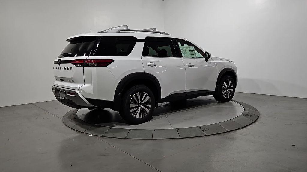 new 2025 Nissan Pathfinder car, priced at $38,341