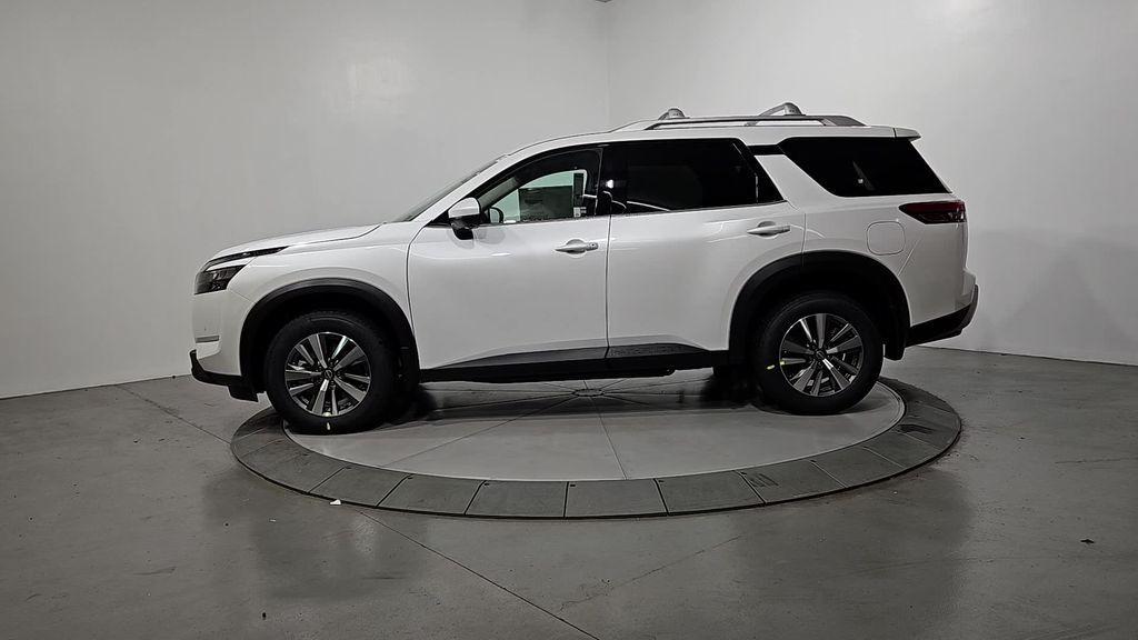 new 2025 Nissan Pathfinder car, priced at $38,341