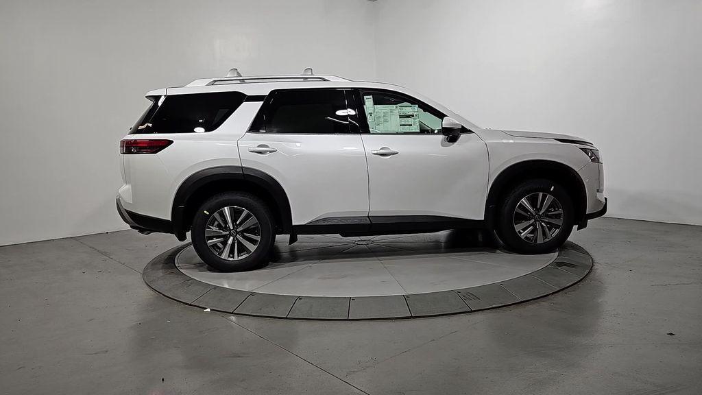 new 2025 Nissan Pathfinder car, priced at $38,341