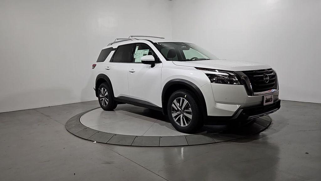 new 2025 Nissan Pathfinder car, priced at $38,341