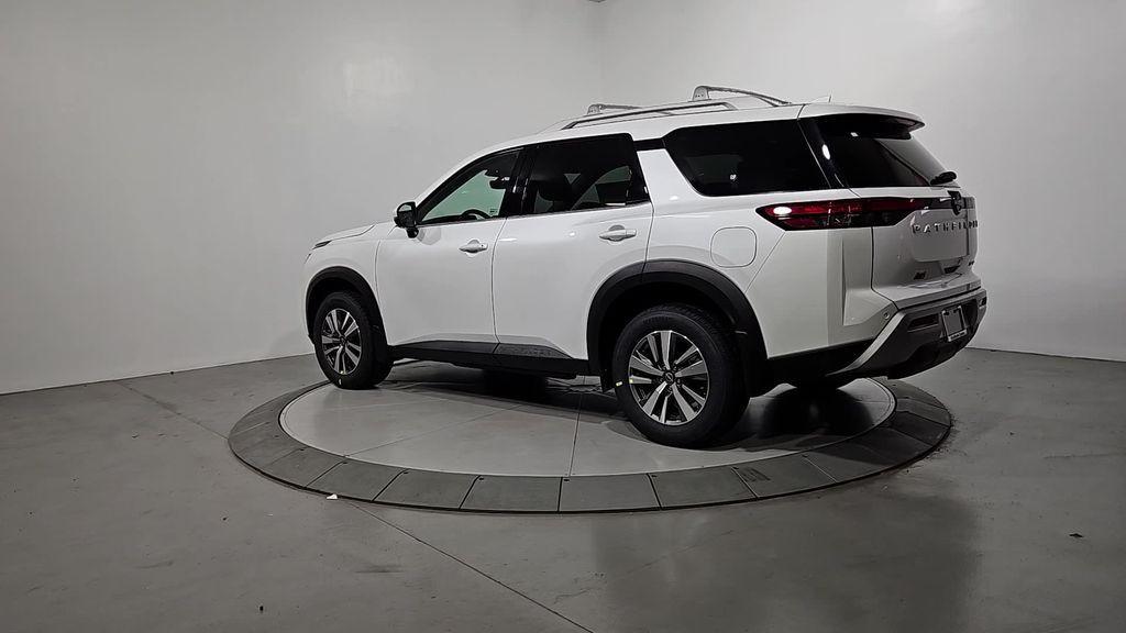 new 2025 Nissan Pathfinder car, priced at $38,341